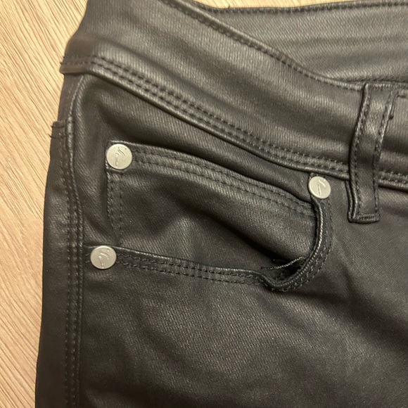 Simply Vera Wang Leather pants- Size 10 - Picture 5 of 6